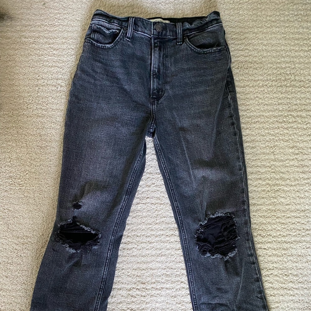 Abercrombie 90s high rise denim 27/4S
